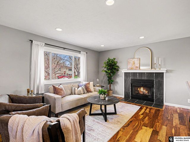 13202 S 33 Street, Bellevue, NE 68123