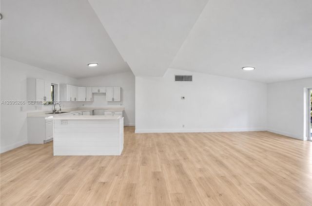 1411 NE 201st Terrace, Miami, FL 33179