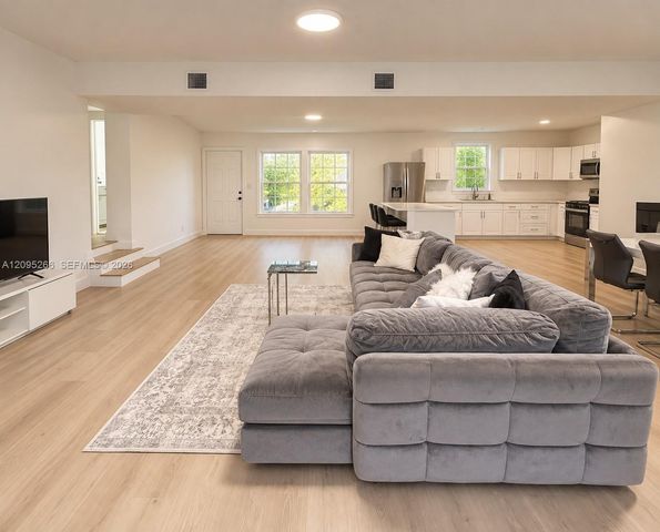 1411 NE 201st Terrace, Miami, FL 33179