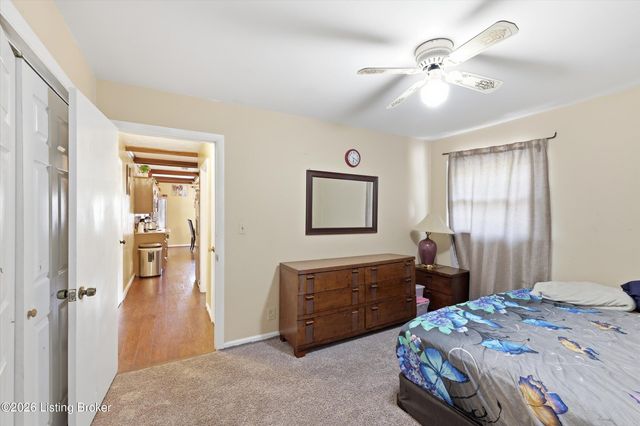 8301 Siesta Way, Louisville, KY 40219