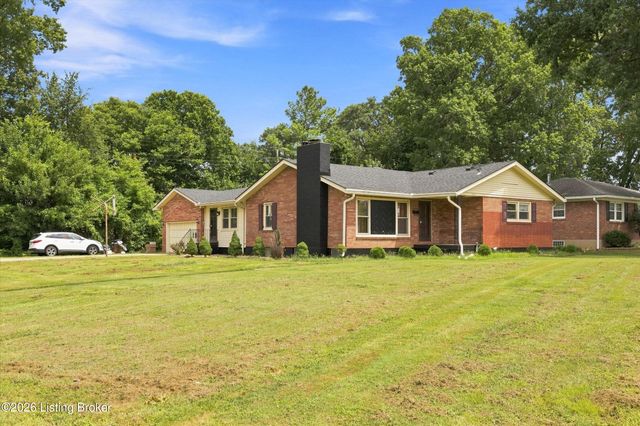 8301 Siesta Way, Louisville, KY 40219
