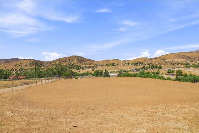4545 Fairlane Street, Acton, CA 93510
