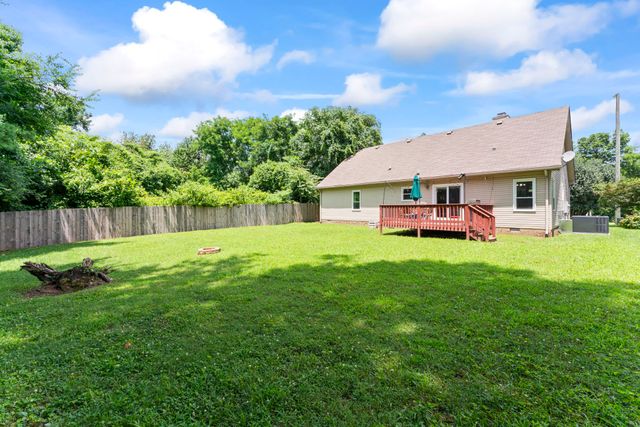 2145 Ransom Pl, Nashville, TN 37217