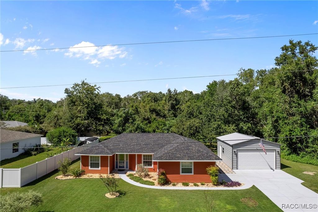 990 N Sonia Avenue, Inverness, FL 34453