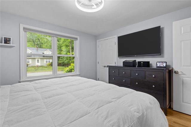 23 Southwood Drive, Cumberland, RI 02864