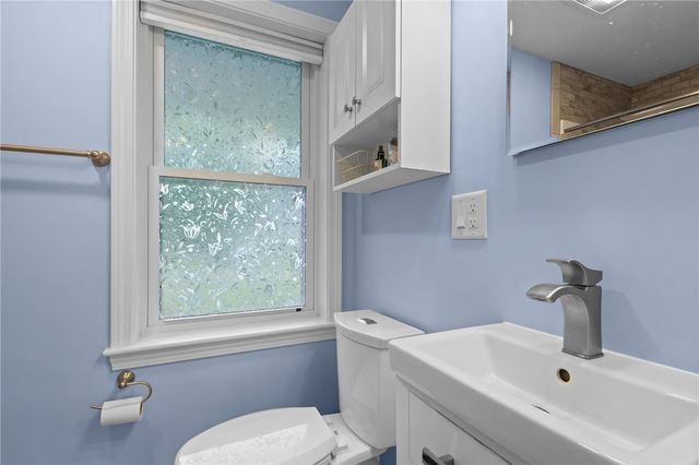 23 Southwood Drive, Cumberland, RI 02864