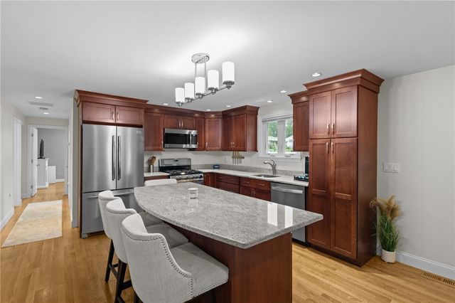 23 Southwood Drive, Cumberland, RI 02864