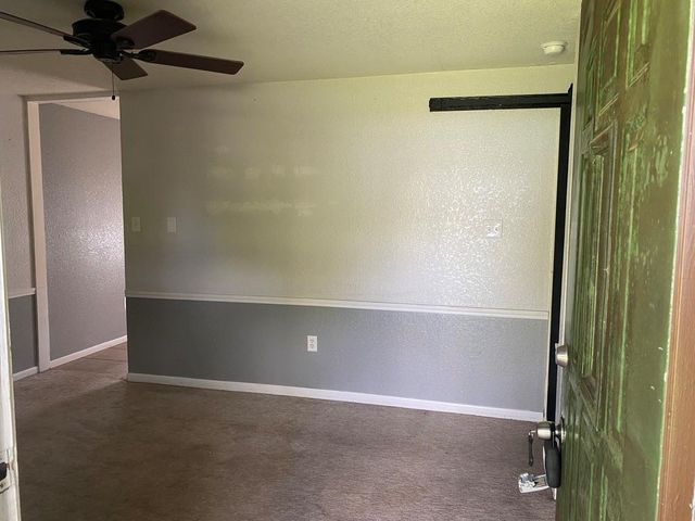 614 S Erwin St, Brazoria, TX 77422