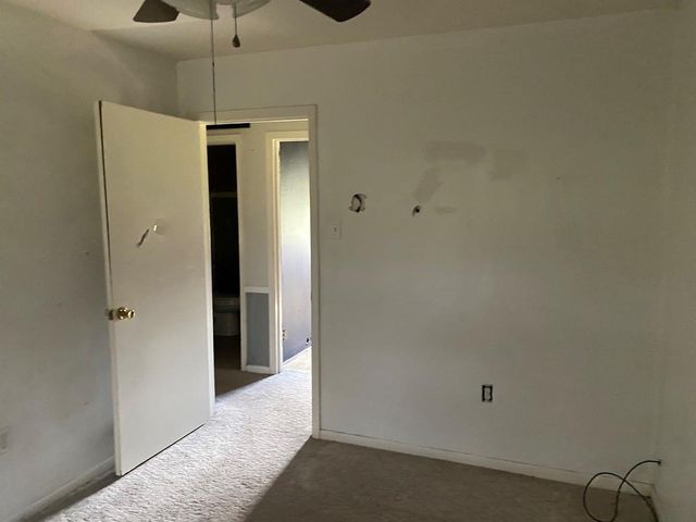 614 S Erwin St, Brazoria, TX 77422