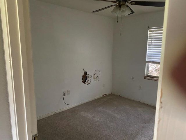 614 S Erwin St, Brazoria, TX 77422