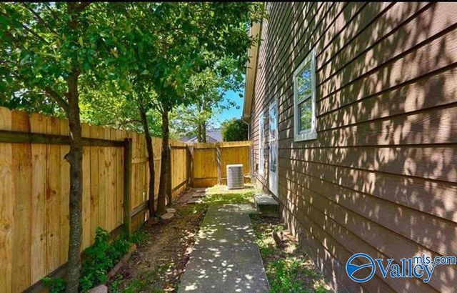 111 Bentworth Lane, Madison, AL 35758