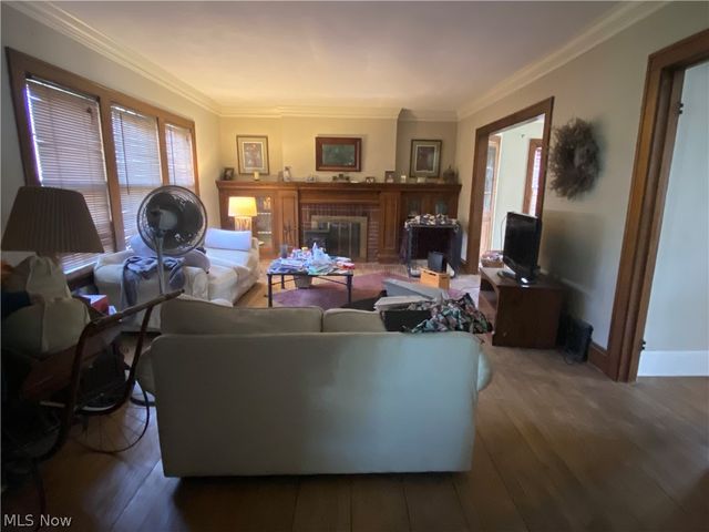 3340 E Fairfax Road, Cleveland Heights, OH 44118