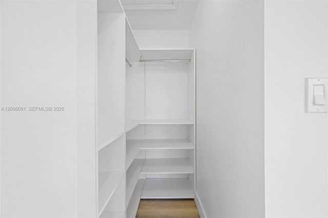 5580 Plunkett St, Hollywood, FL 33021