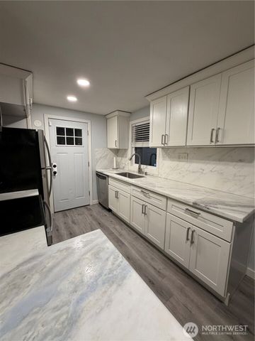 12015 69th Avenue S, Seattle, WA 98178