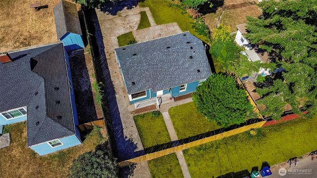 12015 69th Avenue S, Seattle, WA 98178