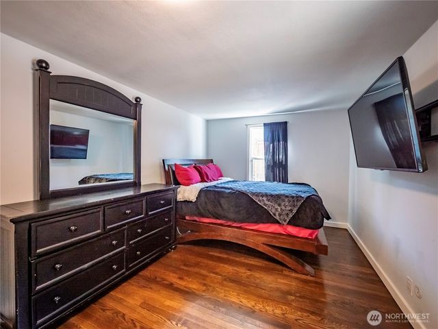12015 69th Avenue S, Seattle, WA 98178