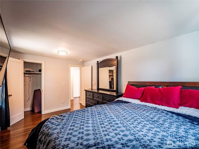 12015 69th Avenue S, Seattle, WA 98178