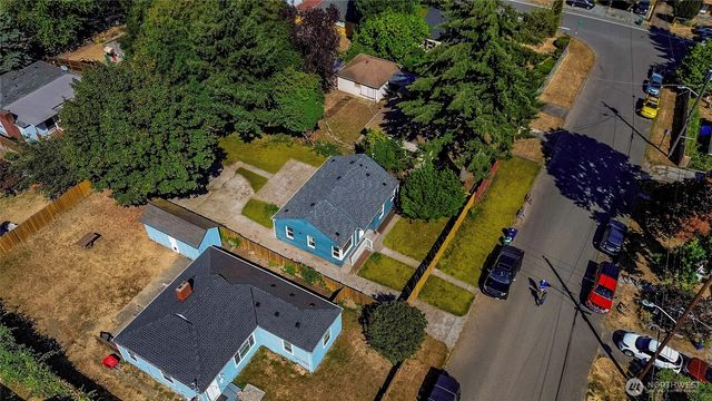 12015 69th Avenue S, Seattle, WA 98178