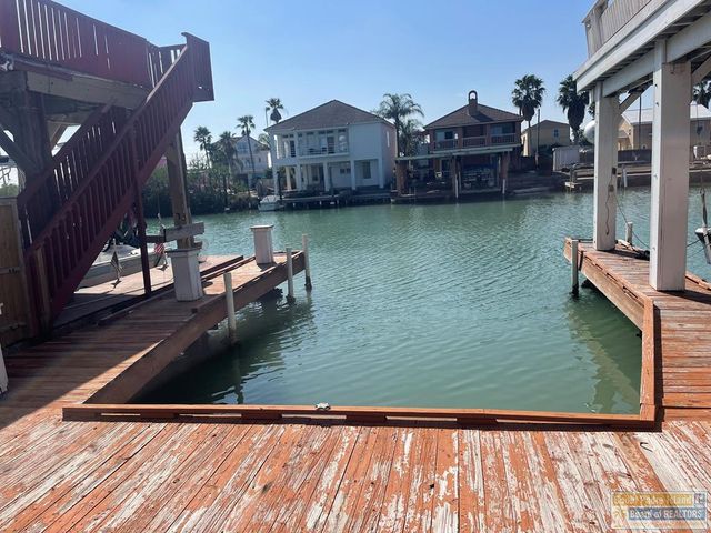 921 Bass Ave, Port Isabel, TX 78578