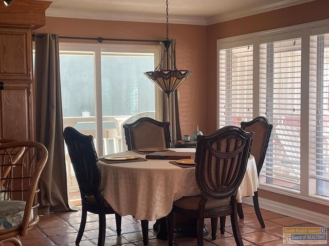 921 Bass Ave, Port Isabel, TX 78578