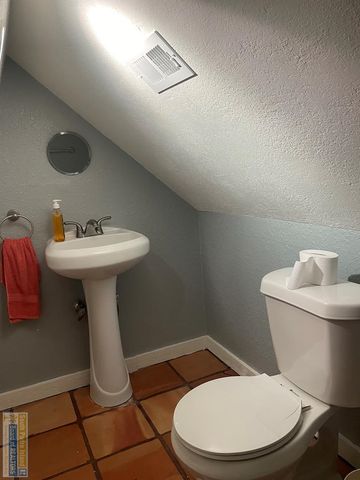 921 Bass Ave, Port Isabel, TX 78578