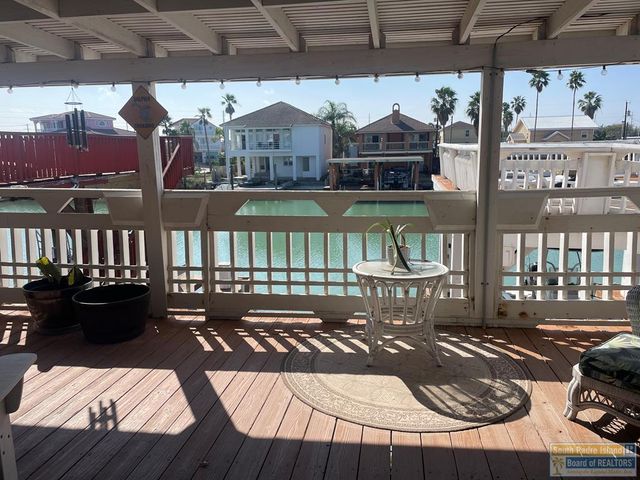 921 Bass Ave, Port Isabel, TX 78578