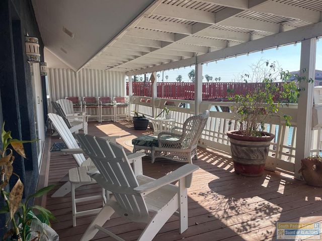 921 Bass Ave, Port Isabel, TX 78578