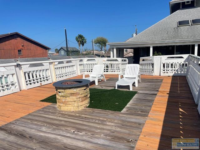 921 Bass Ave, Port Isabel, TX 78578