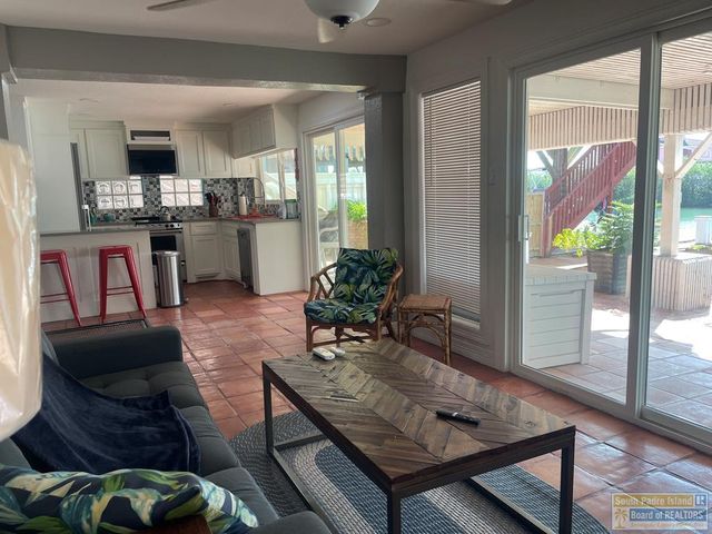 921 Bass Ave, Port Isabel, TX 78578