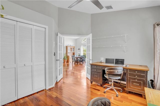 6612 Merryport LN, Naples, FL 34104