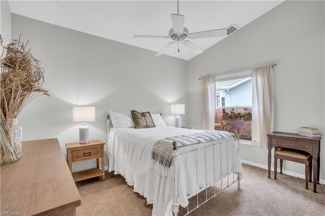 6612 Merryport LN, Naples, FL 34104