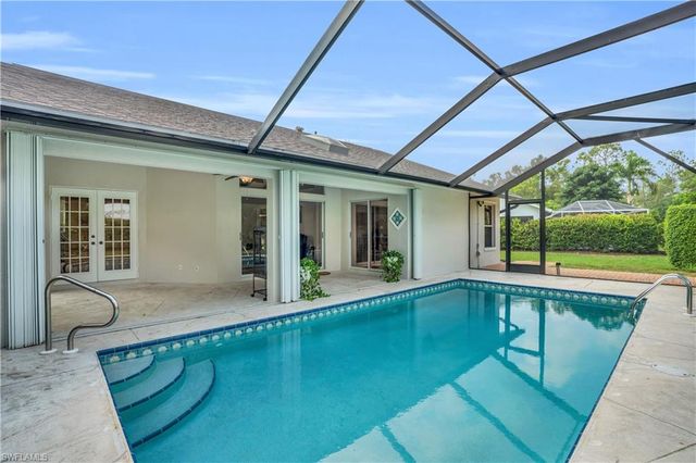 6612 Merryport LN, Naples, FL 34104