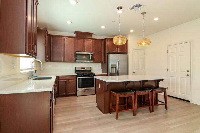 4526 Gray Lodge Loop, Rocklin, CA 95677