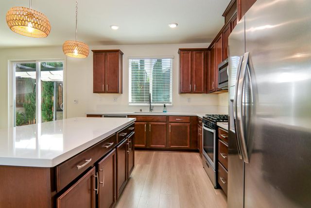 4526 Gray Lodge Loop, Rocklin, CA 95677