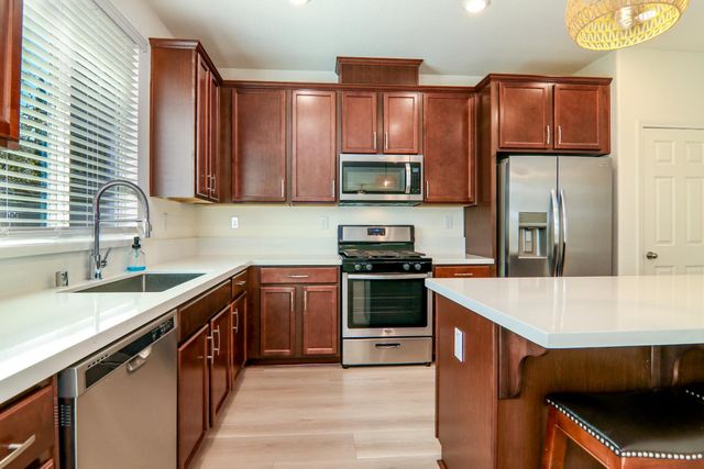 4526 Gray Lodge Loop, Rocklin, CA 95677