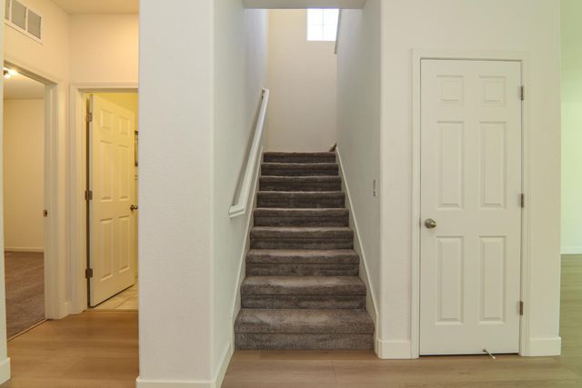 4526 Gray Lodge Loop, Rocklin, CA 95677