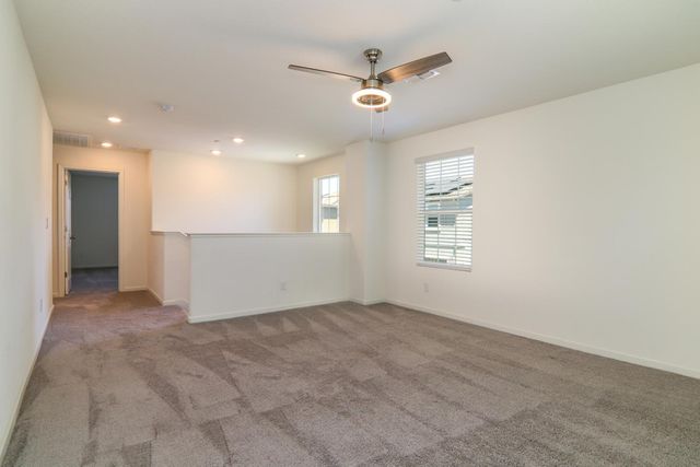 4526 Gray Lodge Loop, Rocklin, CA 95677