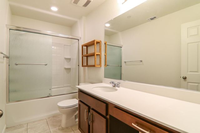 4526 Gray Lodge Loop, Rocklin, CA 95677