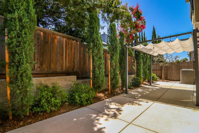4526 Gray Lodge Loop, Rocklin, CA 95677