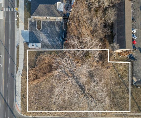 11225 E US Highway 24 Highway, Independence, MO 64054