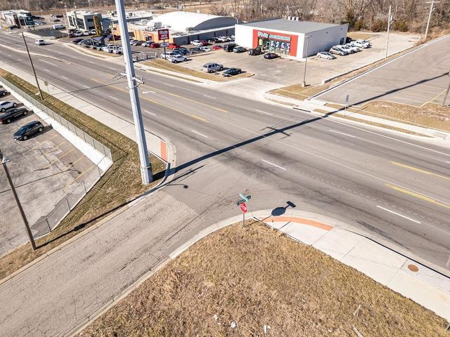 11225 E US Highway 24 Highway, Independence, MO 64054