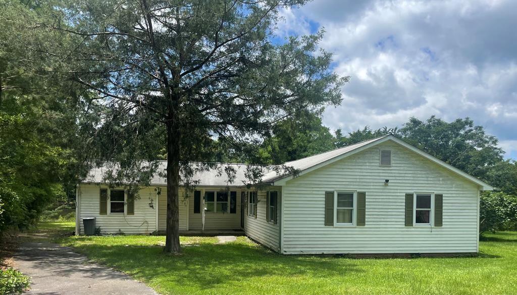 49 Lake Court, Ellerslie, GA 31807