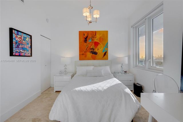2301 Collins Avenue PH22, Miami Beach, FL 33139