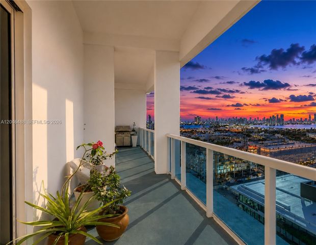 2301 Collins Avenue PH22, Miami Beach, FL 33139