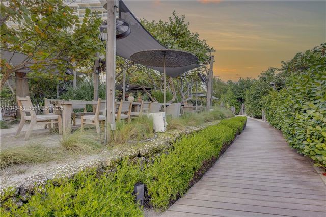 2301 Collins Avenue PH22, Miami Beach, FL 33139
