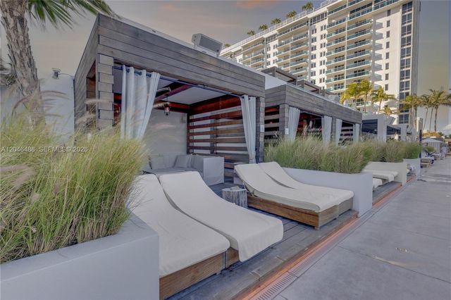 2301 Collins Avenue PH22, Miami Beach, FL 33139