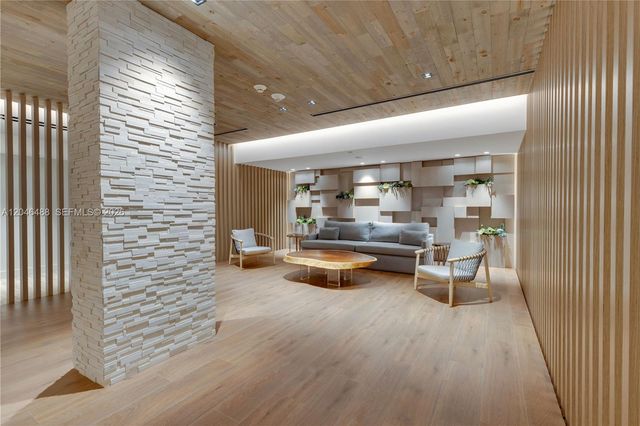 2301 Collins Avenue PH22, Miami Beach, FL 33139