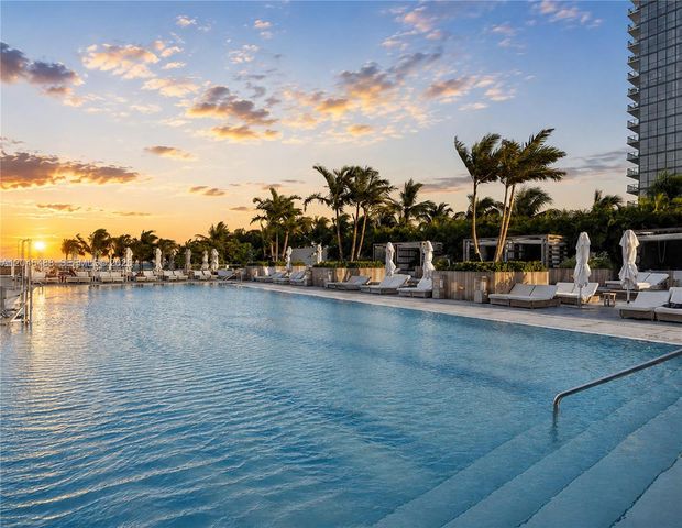 2301 Collins Avenue PH22, Miami Beach, FL 33139