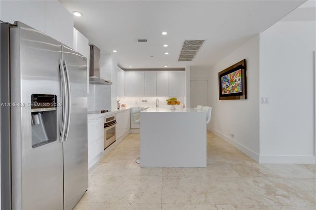 2301 Collins Avenue PH22, Miami Beach, FL 33139