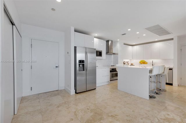 2301 Collins Avenue PH22, Miami Beach, FL 33139